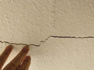 Serious Drywall Crack